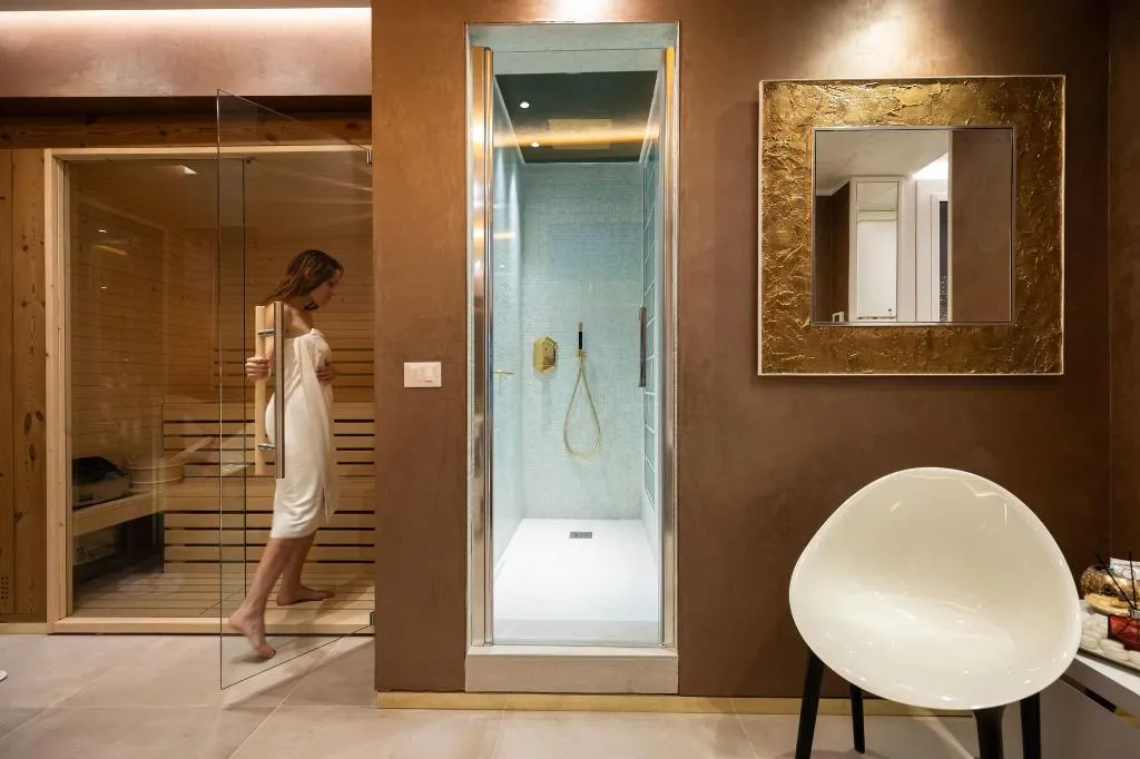 Sports and Entertainment, Hotel Cavallino Bianco, Venice
