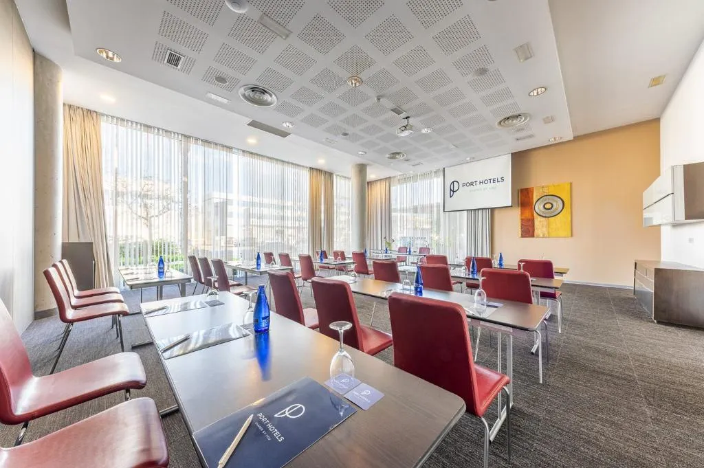 Conferences, Port Elche, Costa Blanca