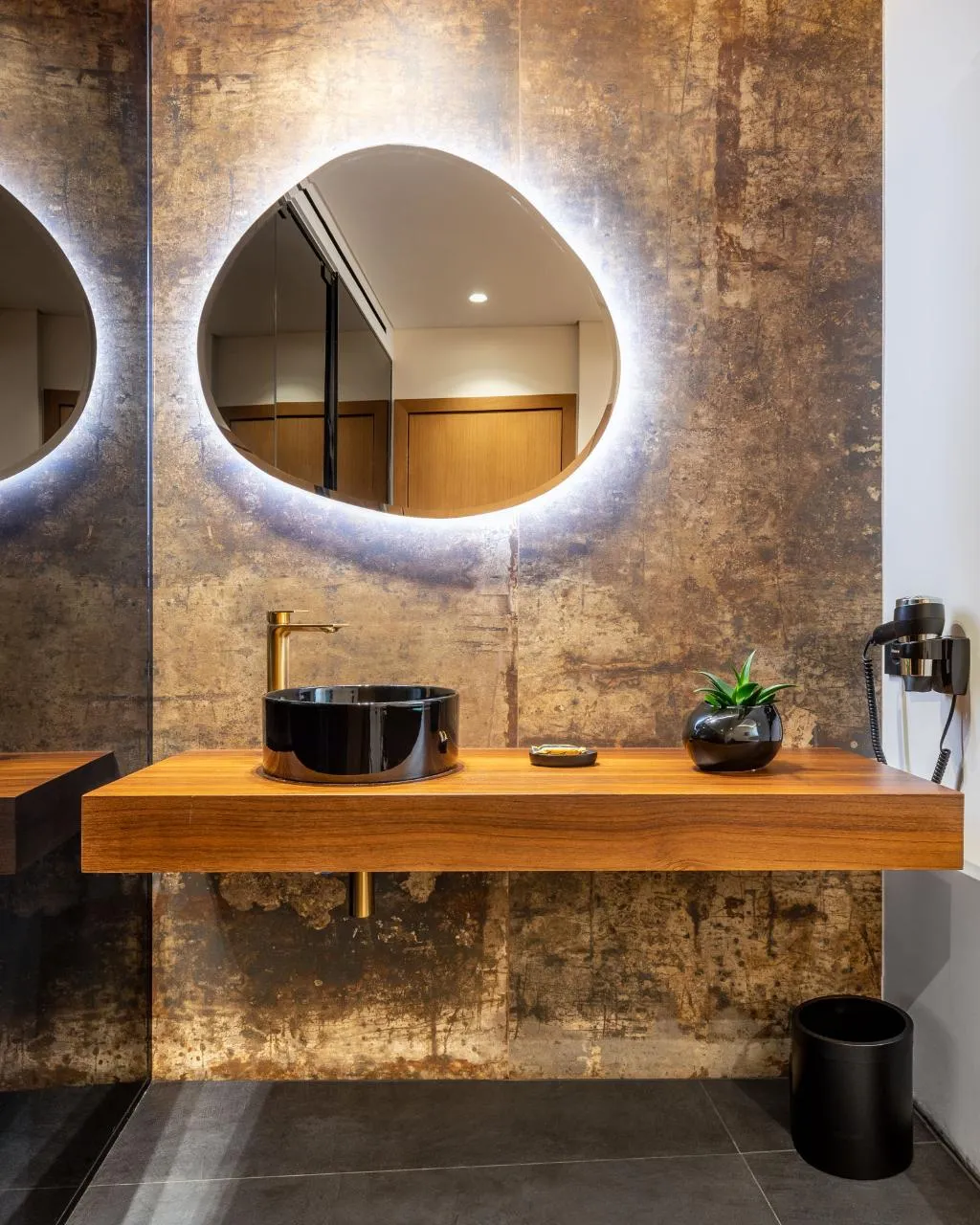 Double or Twin STANDARD Room, Amazon Hotel, Athens