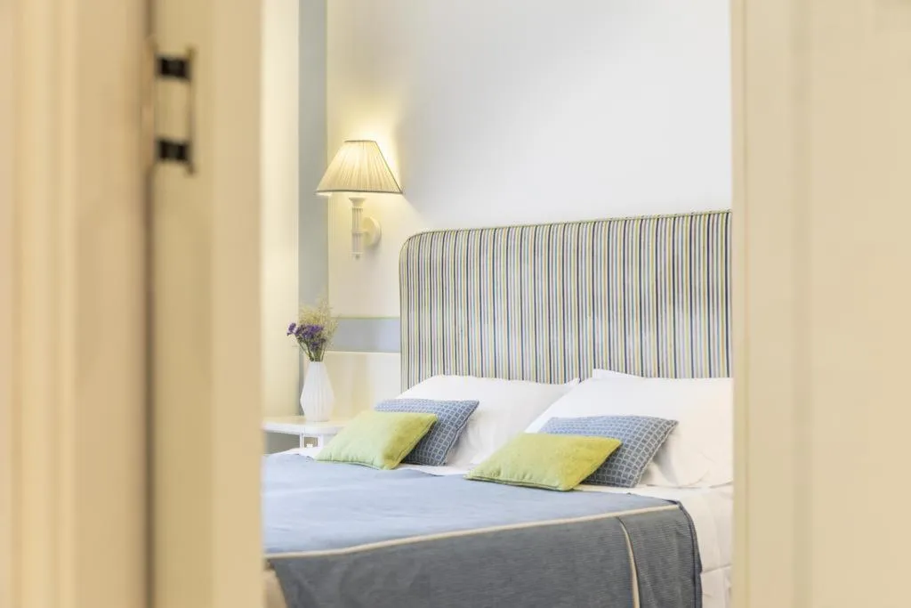 Double or Twin COMFORT Room, Relais Santa Chiara Hotel by Double Hospitality, Florence