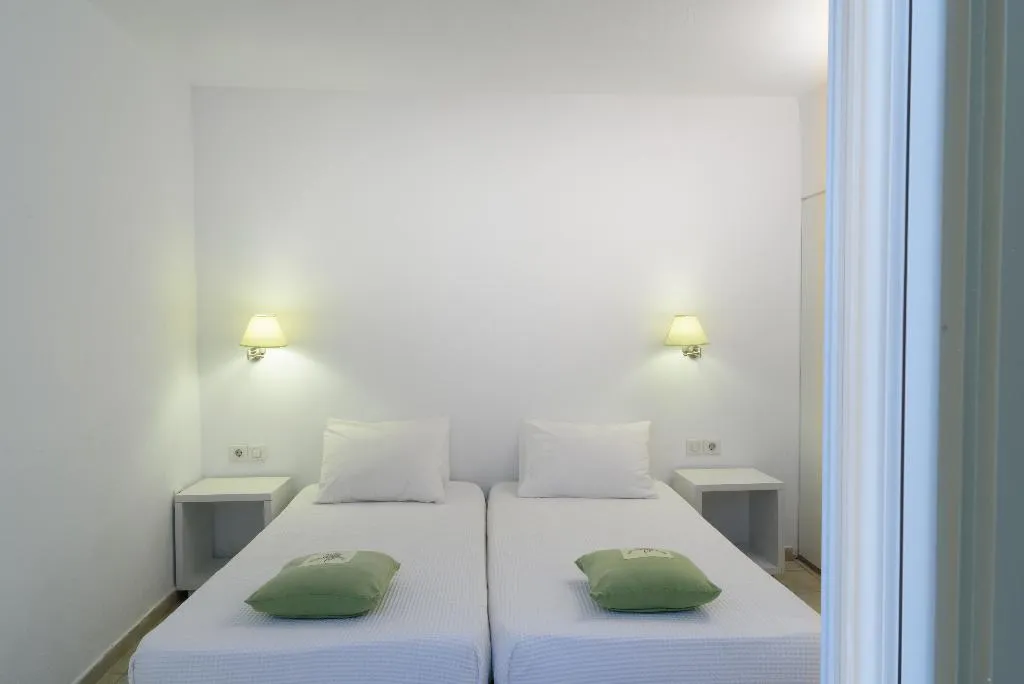 FAMILY ROOM TWO BEDROOMS Room, Skiathos Holidays Hotel, Skiathos