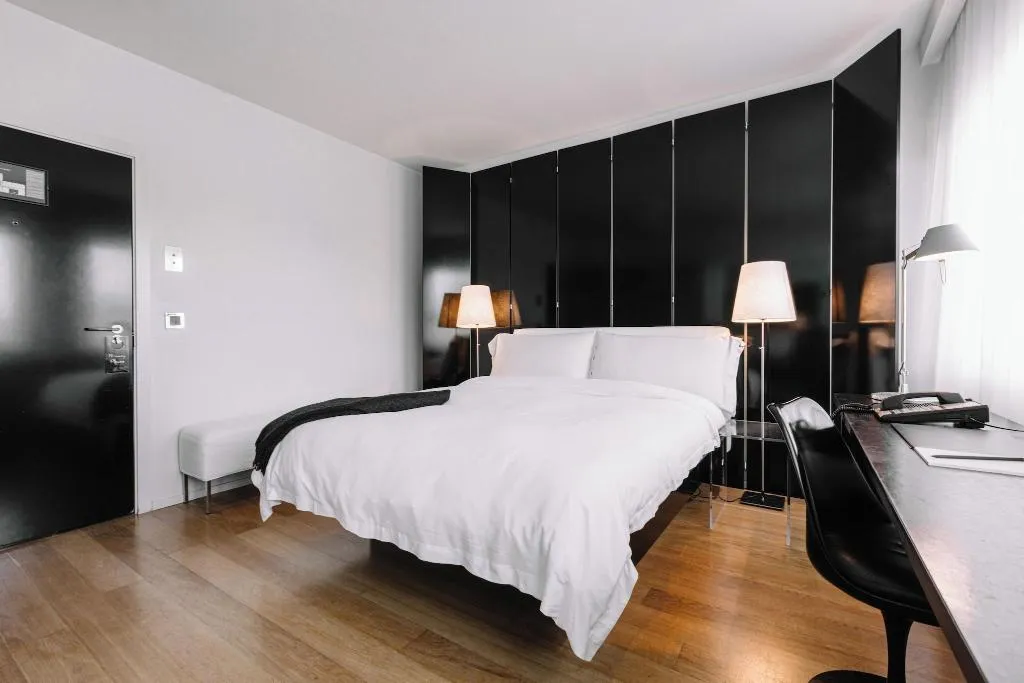 DOUBLE QUEEN SIZE BED Room, Hotel 101, Reykjavik