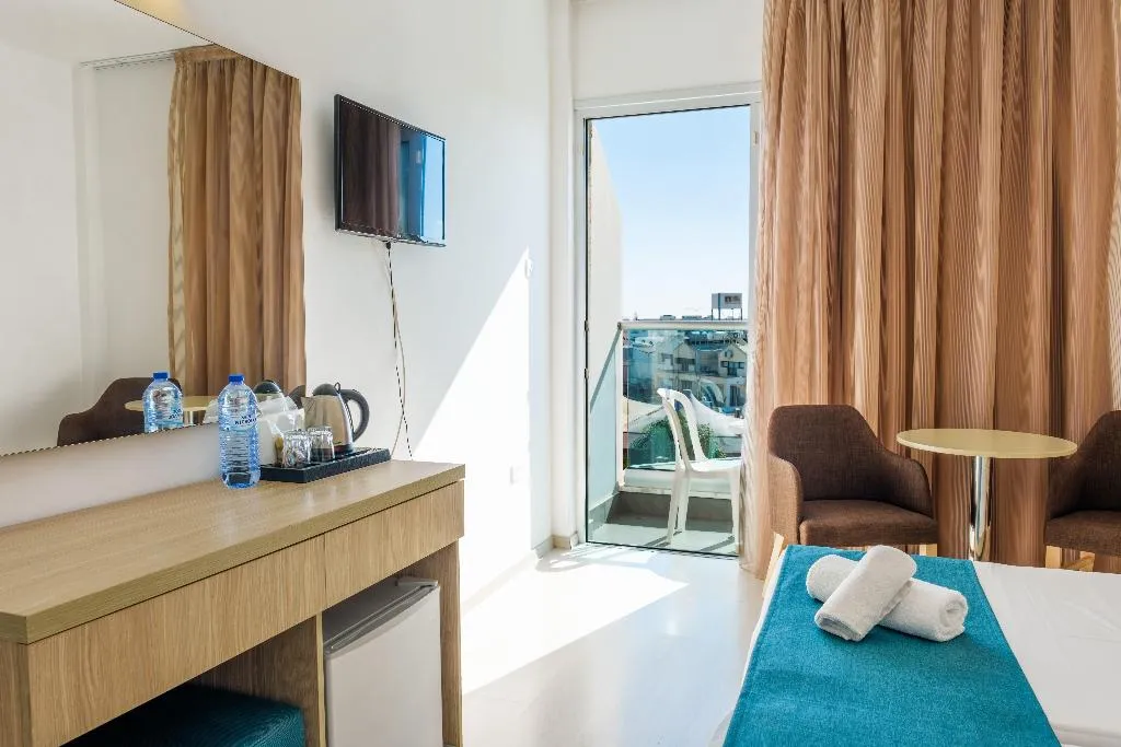 Double or Twin STANDARD Room, Kapetanios Bay Hotel Protaras, Cyprus