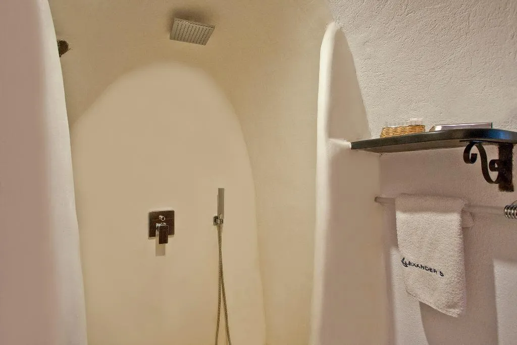 SUITE GRAND Room, Alexander's Suites, Santorini