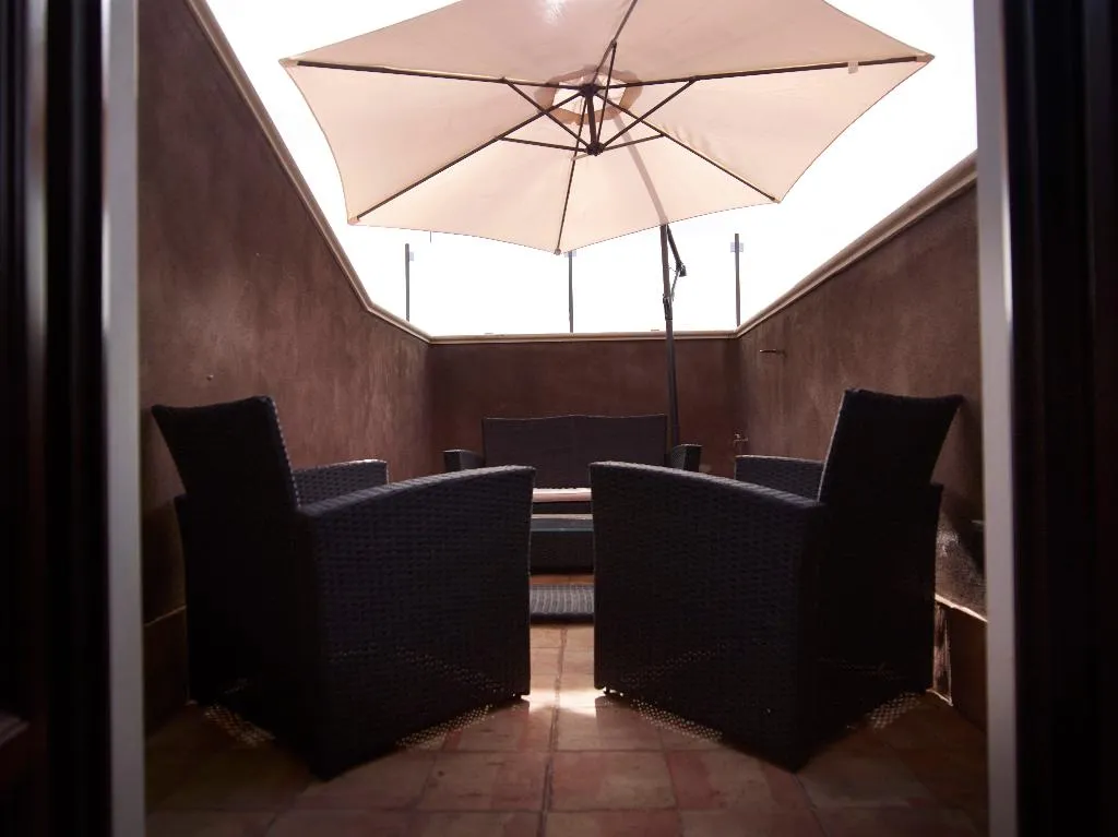 APARTMENT WITH TERRACE Room, Ferrini Home - Via Monte Sant'Agata, Catania