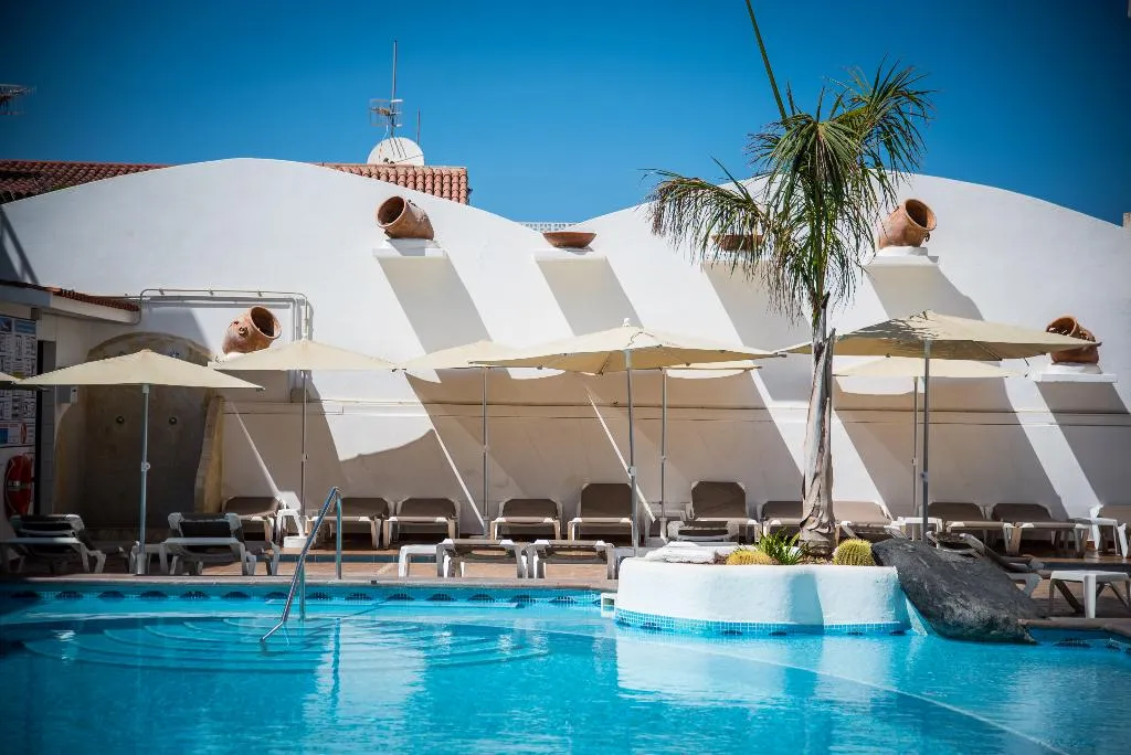 Pool, Vigilia Park, La Gomera