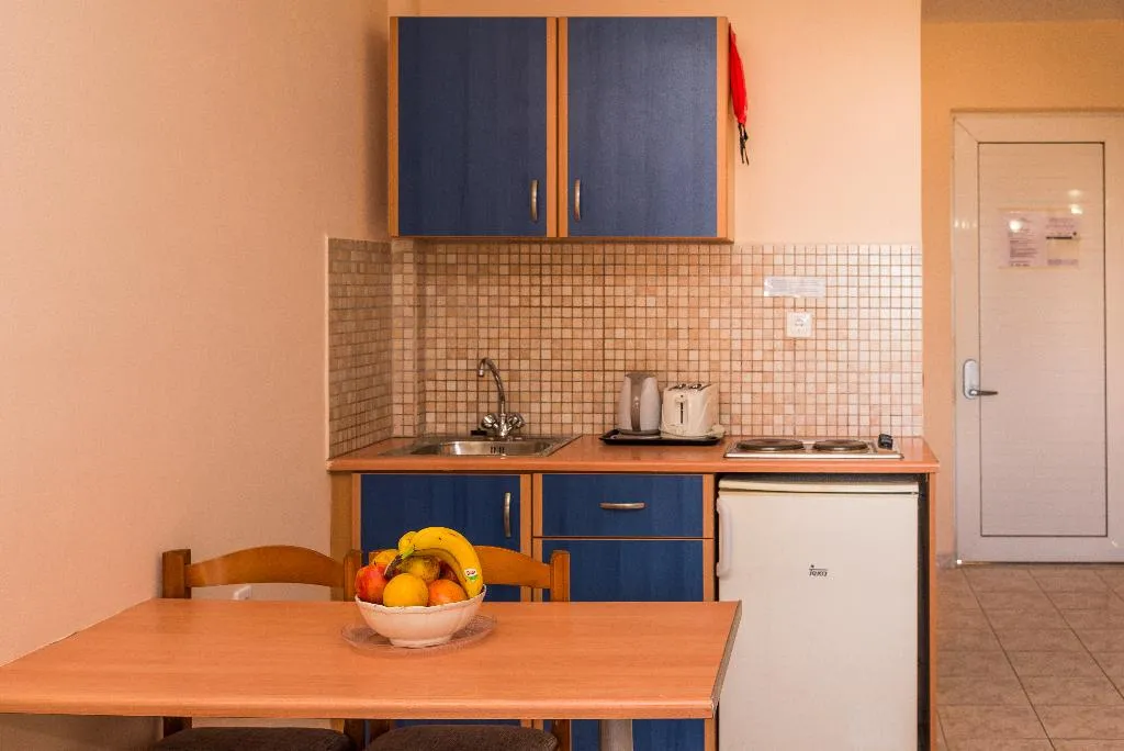 STUDIO CAPACITY 3 Room, Macedonia, Zante