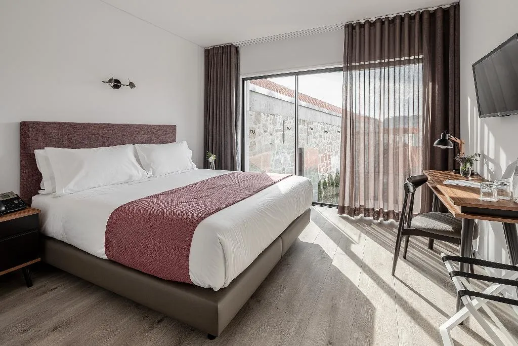 DOUBLE STANDARD Room, Caleway Hotel, Porto