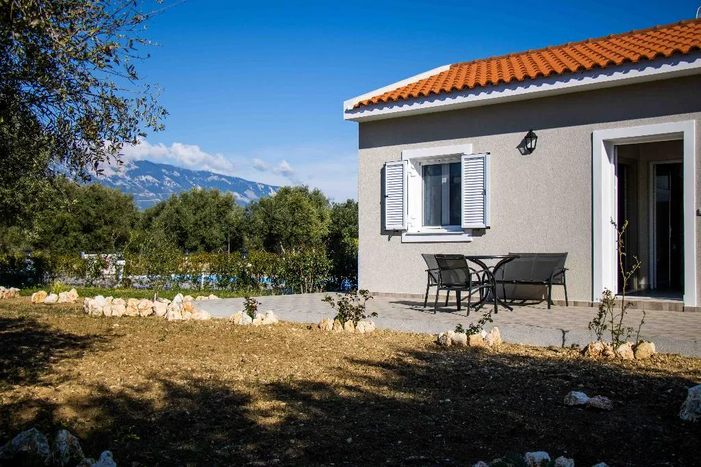 VILLA ONE BEDROOM Room, Casa De Rosa Studios & Apartments, Kefallinia