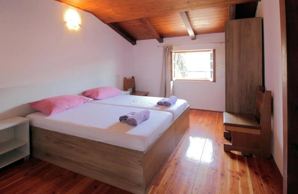 APARTMENT THREE BEDROOMS Room, Apartments Dub Cavtat, Dubrovnik