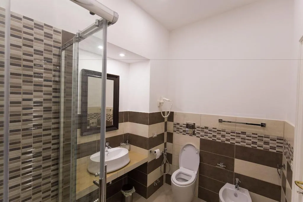 Room, Savoy Riviera, Naples