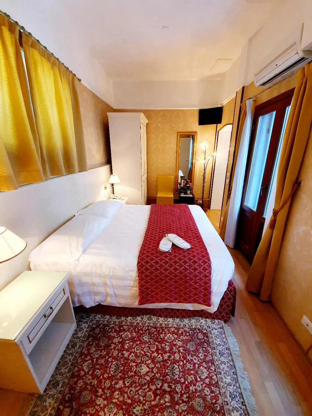 DOUBLE WITH VIEWS Room, Corte dei Greci, Venice