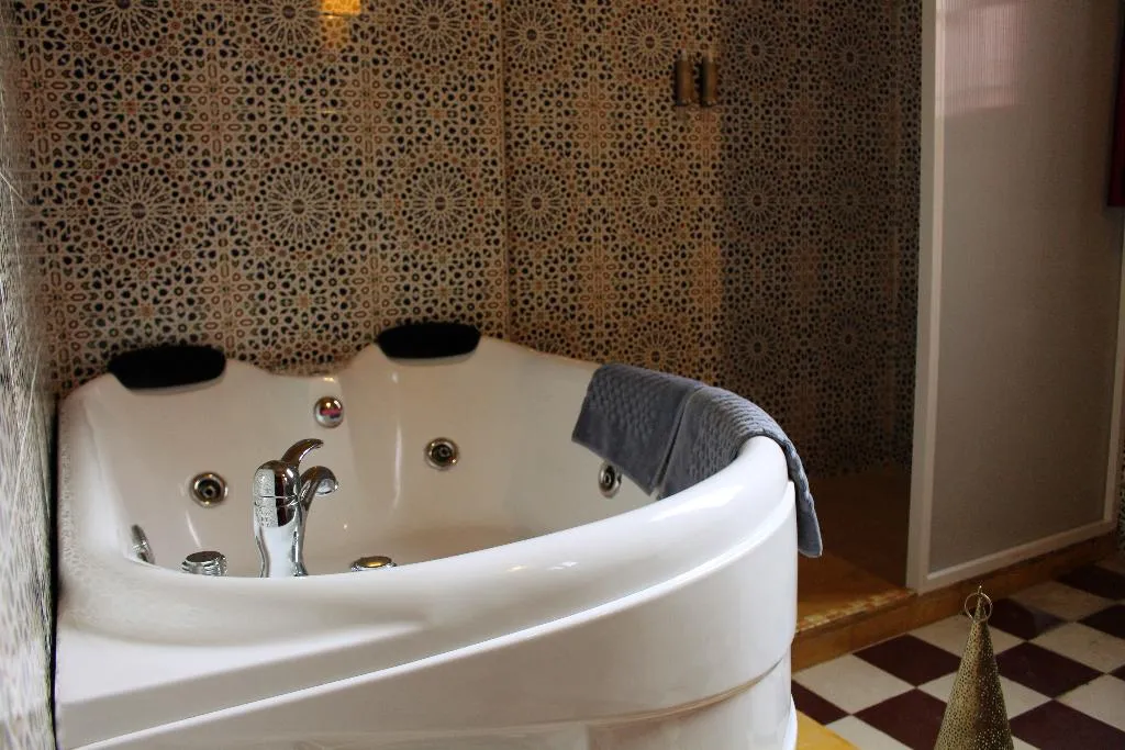 QUADRUPLE COMFORT Room, Riad Meftaha, Rabat