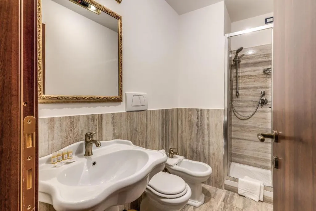 QUADRUPLE STANDARD Room, Residenza Ave Roma, Rome