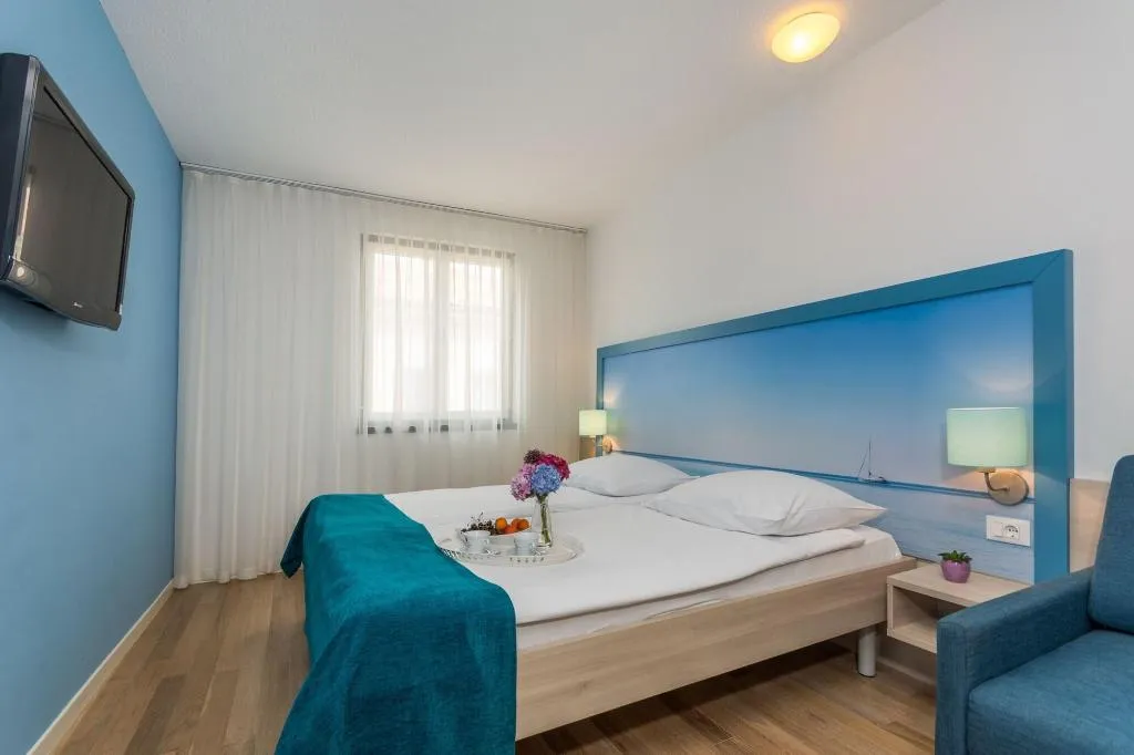 Room, Vista, Istria
