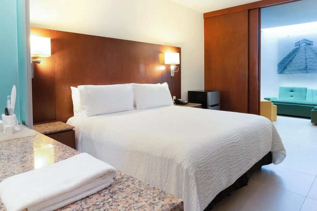 Room, Fiesta Inn Playa del Carmen, Playa Del Carmen