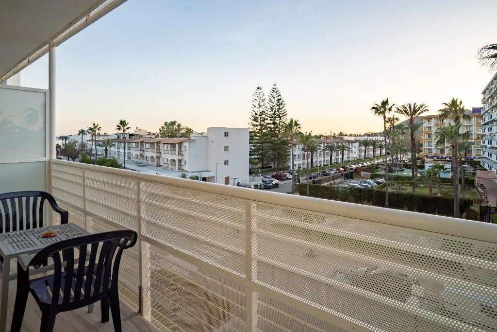 Double or Twin STANDARD Room, Bahia de Alcudia Hotel & Spa, Majorca