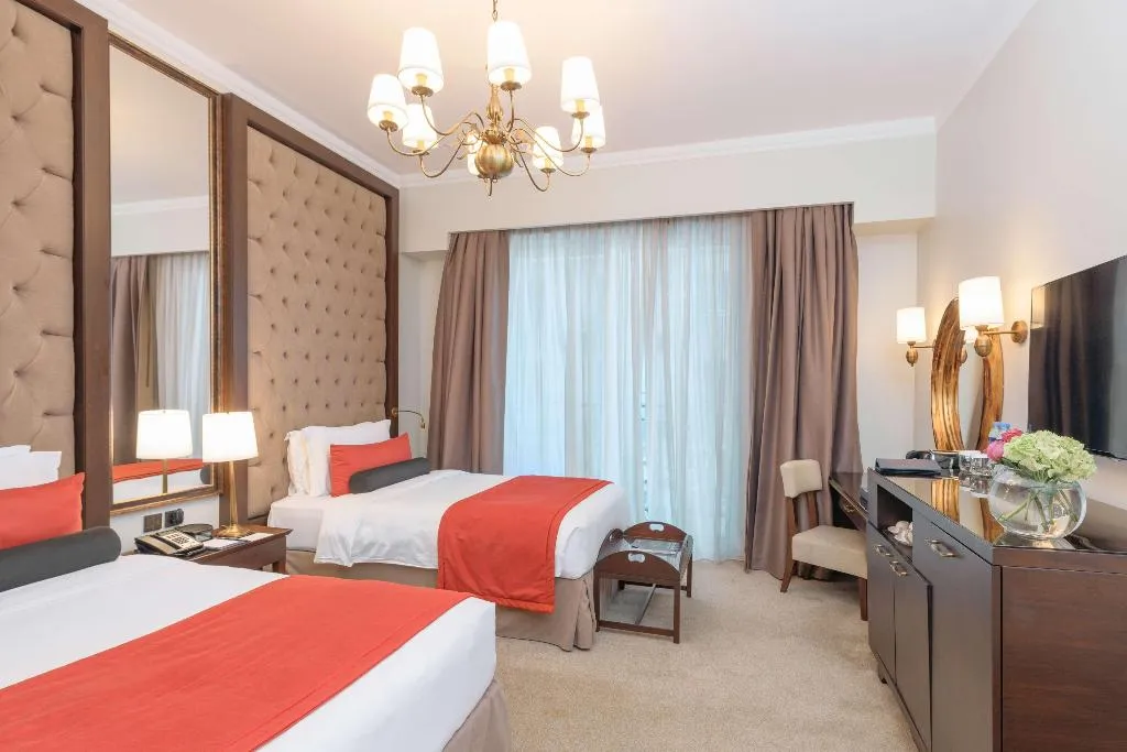 SUITE STANDARD Room, Dukes The Palm Dubai Hotel, Dubai