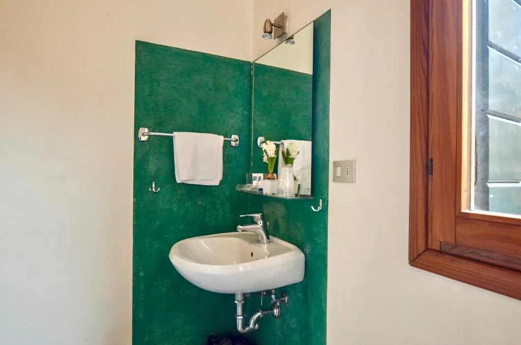 Double or Twin WITH SHARED BATHROOM Room, Locanda Silva, Venice