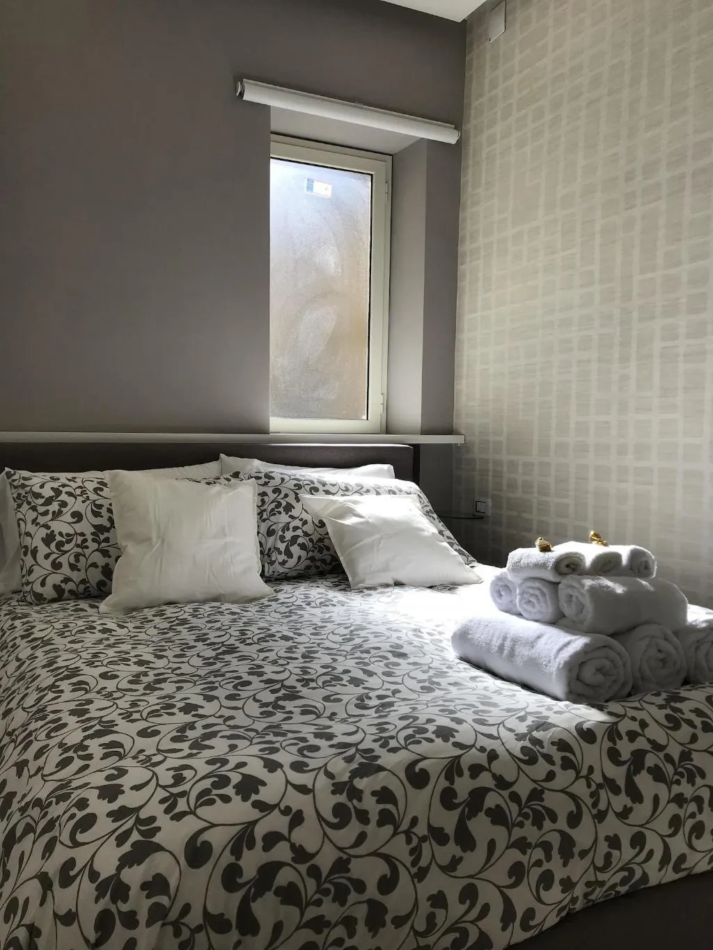 Room, Terrazza Aragon, Naples