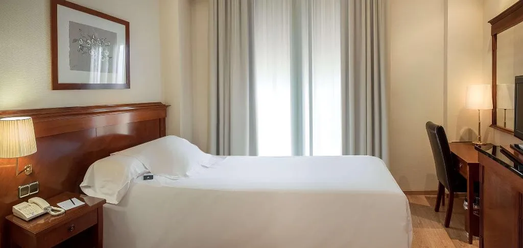 Room, Melia Plaza, Valencia