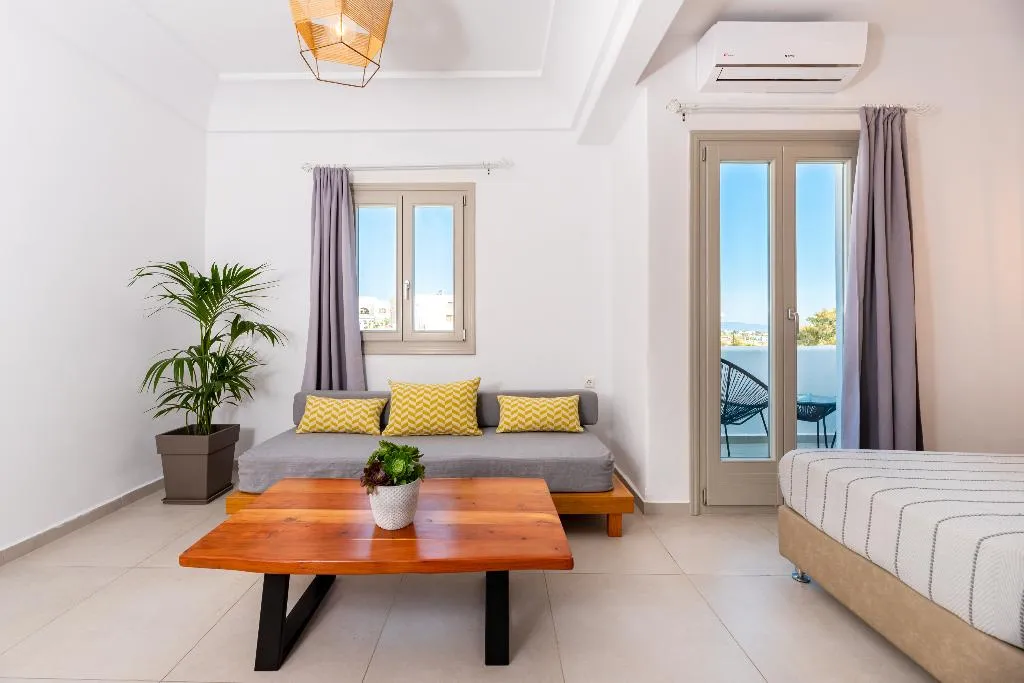 DOUBLE SUPERIOR Room, Kalisperis, Santorini