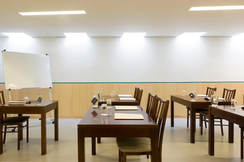 Conferences, Meira, Porto