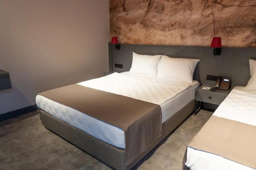 Room, Golden Sun, Antalya