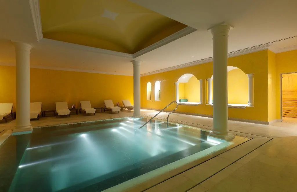 Sports and Entertainment, The Yeatman, Porto