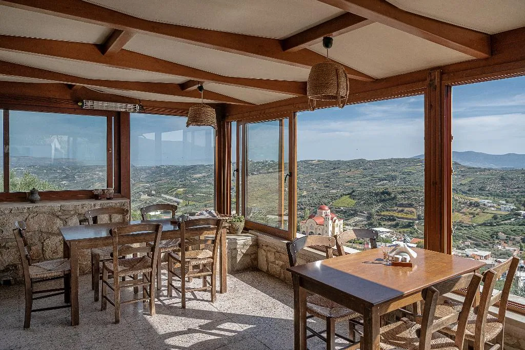 Restaurant, Earino, Crete