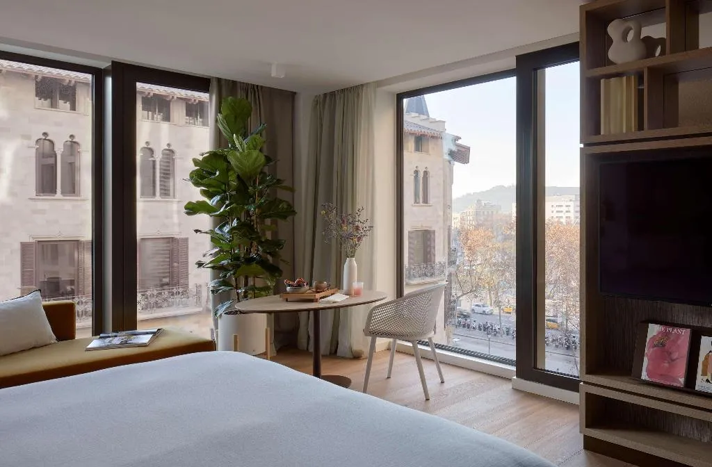 SUITE CITY VIEW Room, ME Barcelona, Barcelona