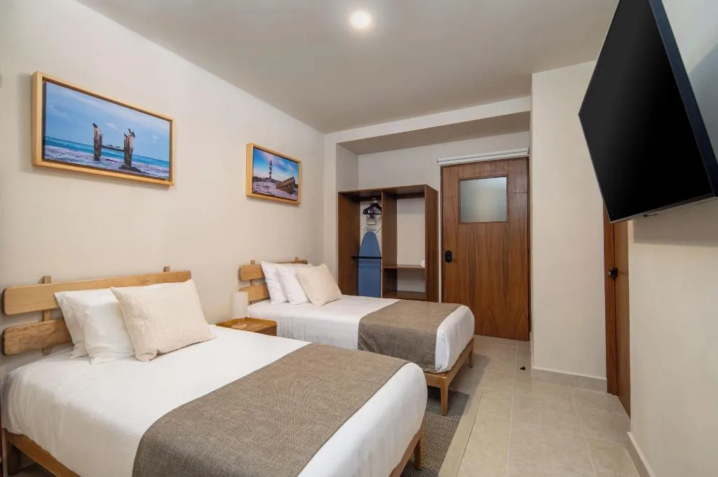 Room, Everglades Suites, Cancun Area