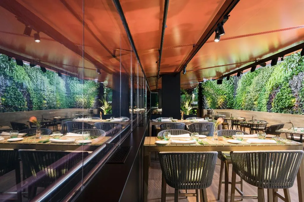 Restaurant, Puerta America Madrid, Madrid