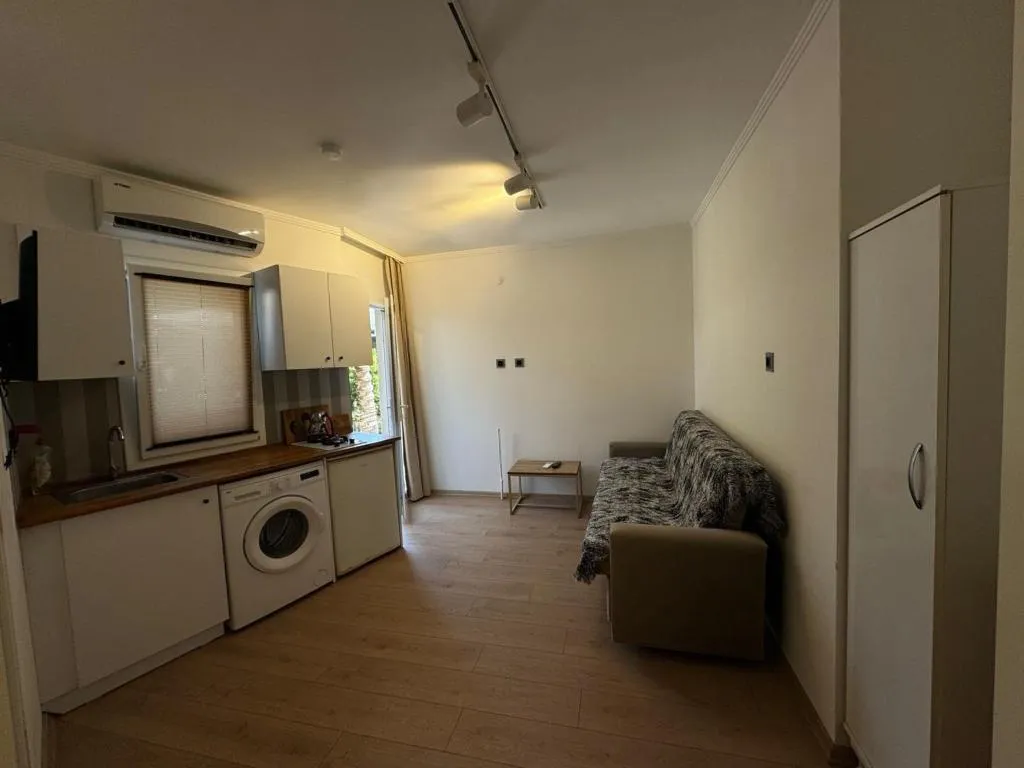 Room CAPACITY 5 Room, Foca Suite, Izmir