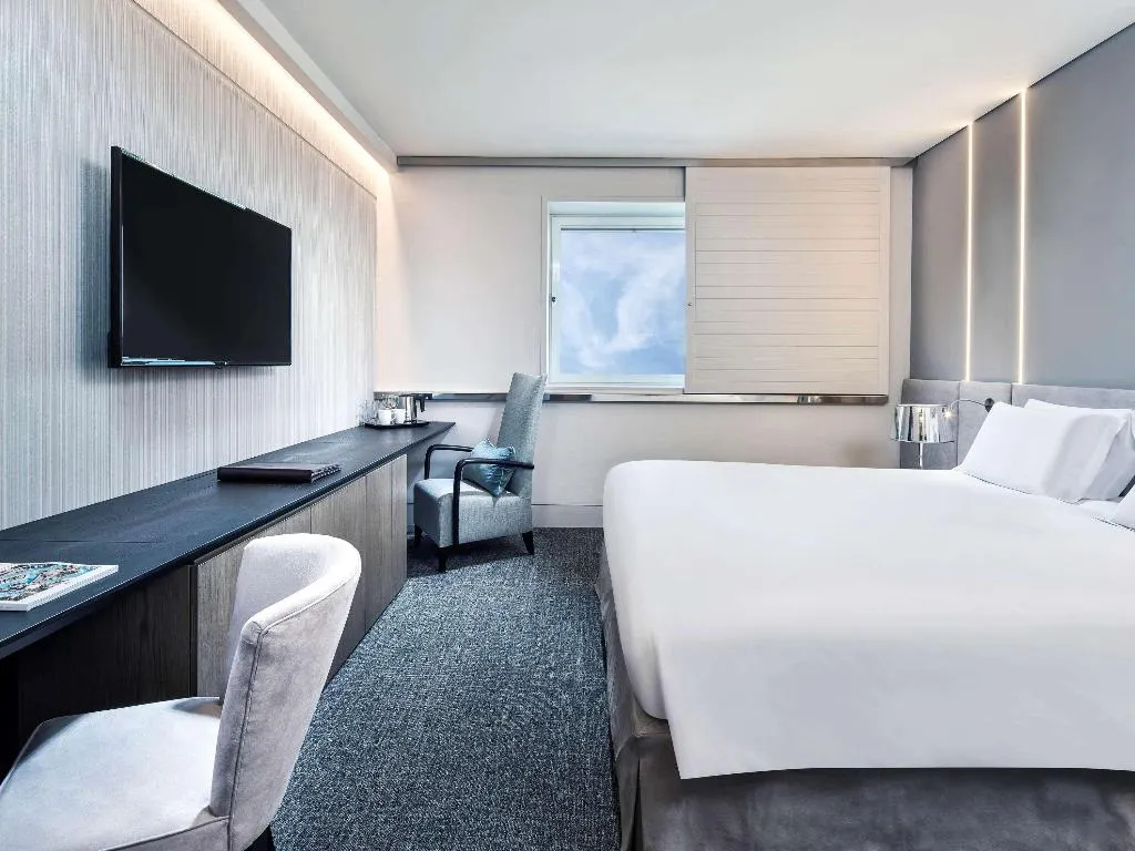 DOUBLE SUPERIOR QUEEN BED Room, Sofitel Athens Airport, Athens