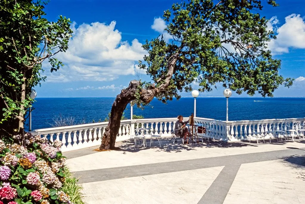 Terrace, Grand Hotel Cocumella, Naples