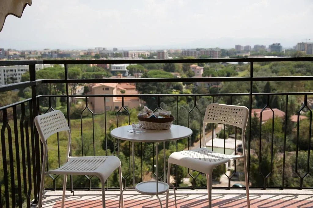 Room, My Sweet Rome, Rome