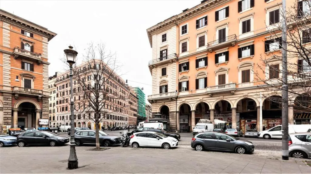 General view, Magic Door Rome, Naples