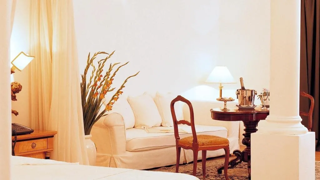 Room, Covo dei Saraceni, Naples
