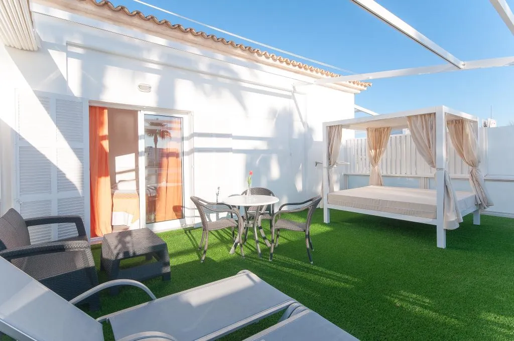 STUDIO PREMIUM Room, Universal Aparthotel Elisa, Majorca