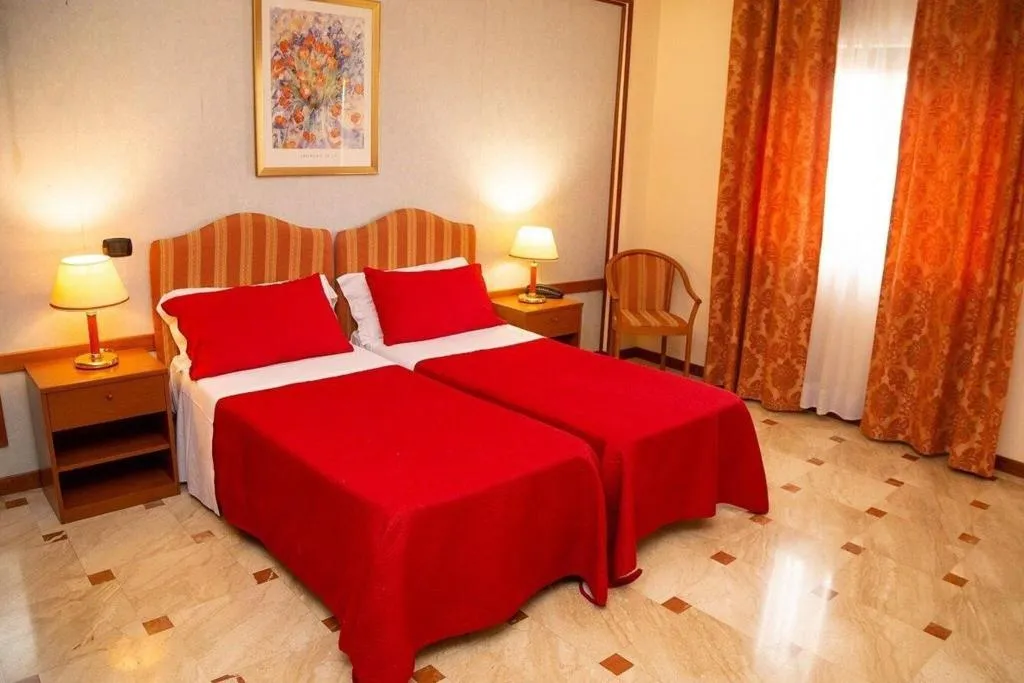 Room, Hotel Palace 2000, Rome