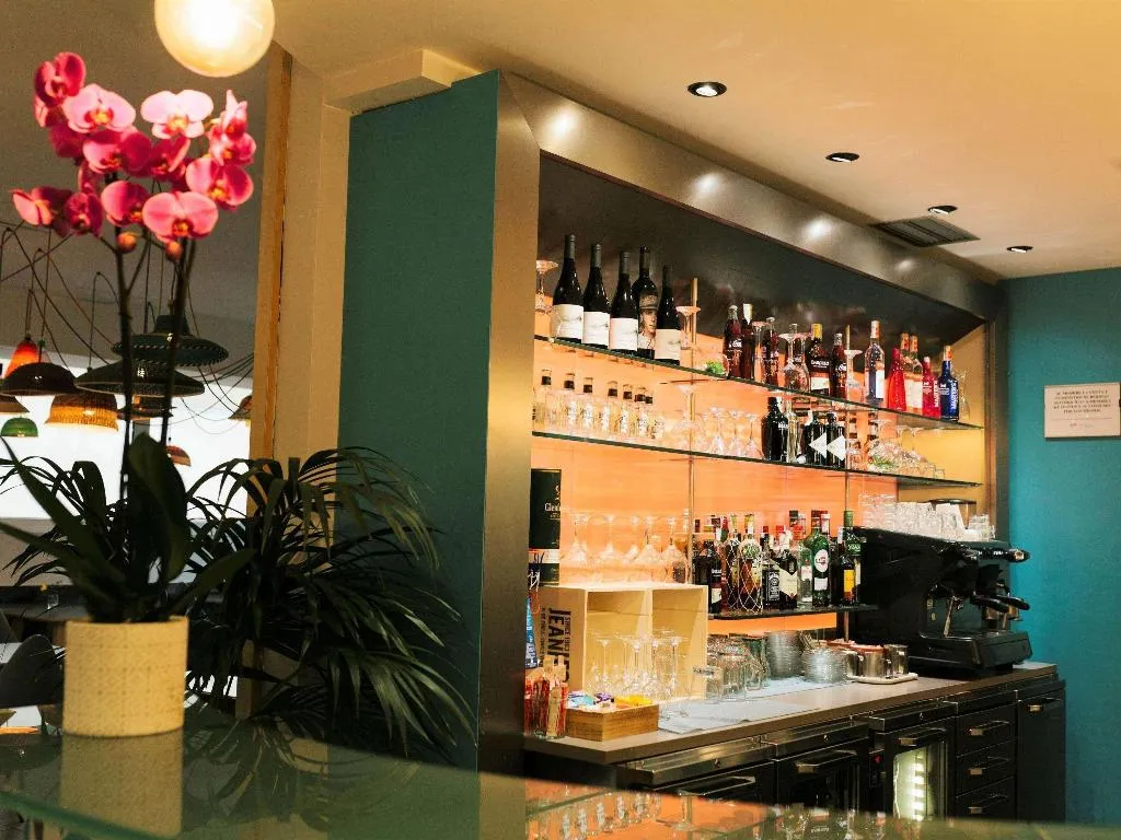 Bar, Ibis Madrid Calle Alcala, Madrid
