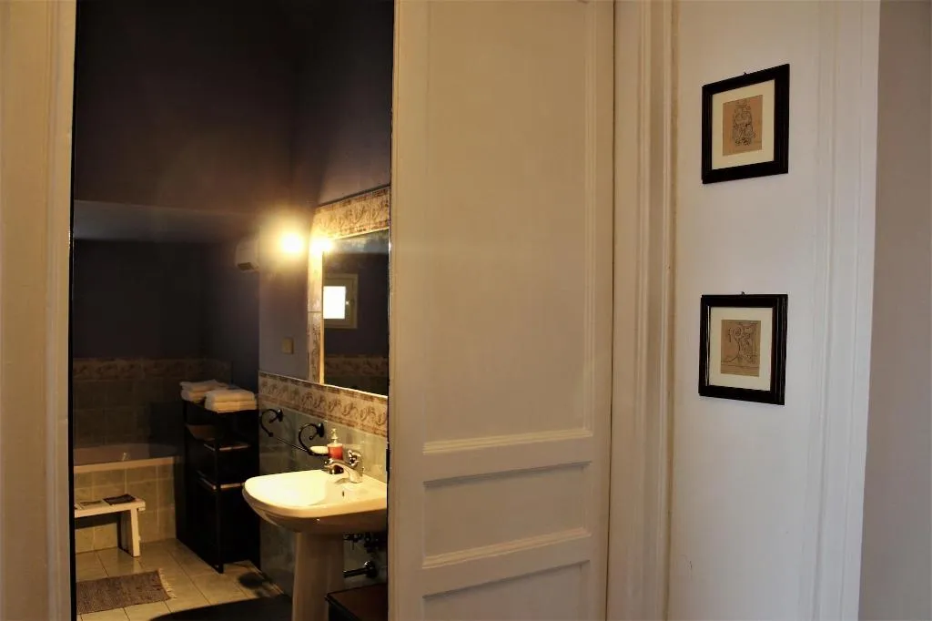 Room, La Via Delle Biciclette, Palermo