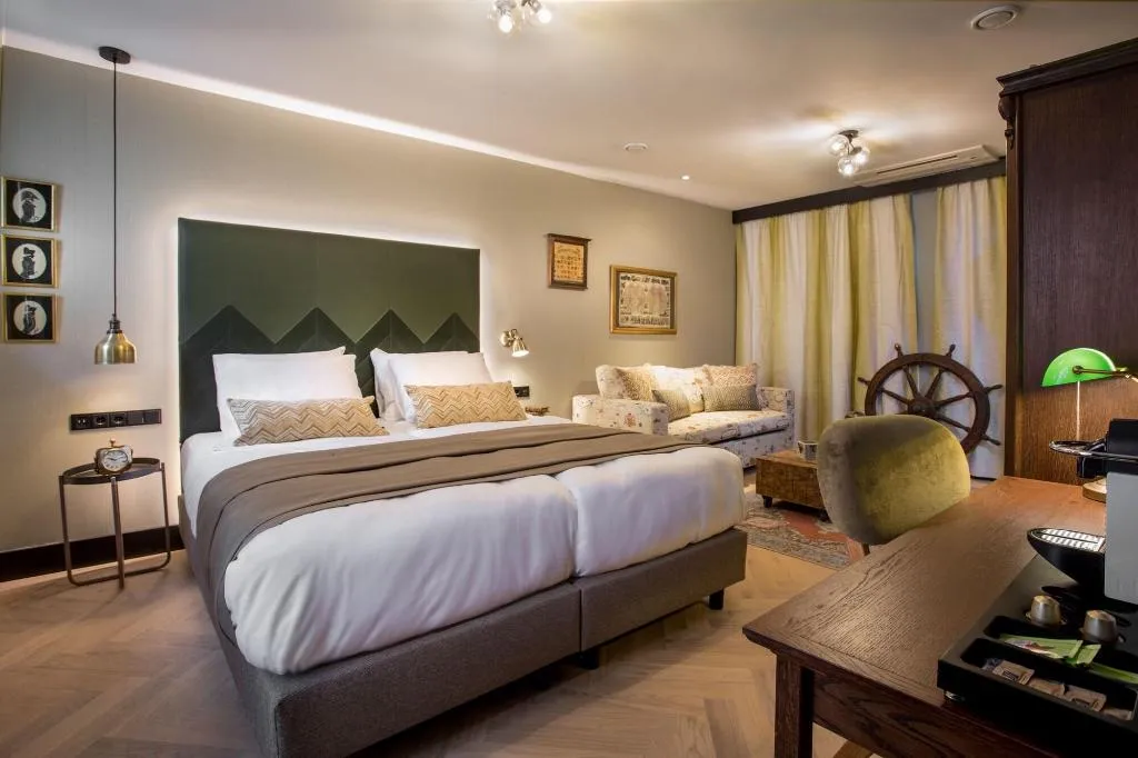 Room, The Hendrick S Hotel, Amsterdam