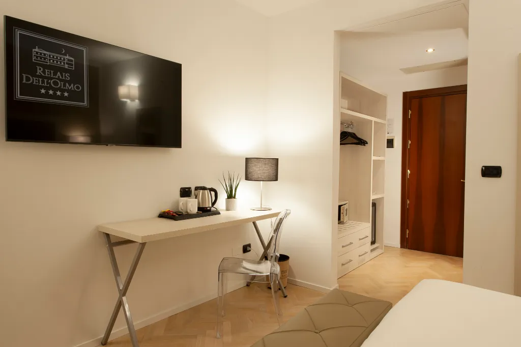 DOUBLE SUPERIOR Room, Relais dell Olmo, Perugia