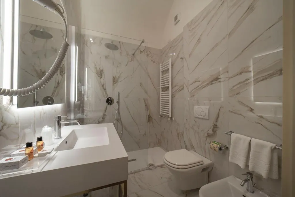 DOUBLE DELUXE Room, Palazzo San Niccolo, Florence