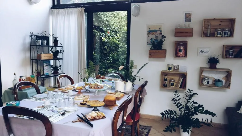 Restaurant, B&B Casa Chinaski, Palermo