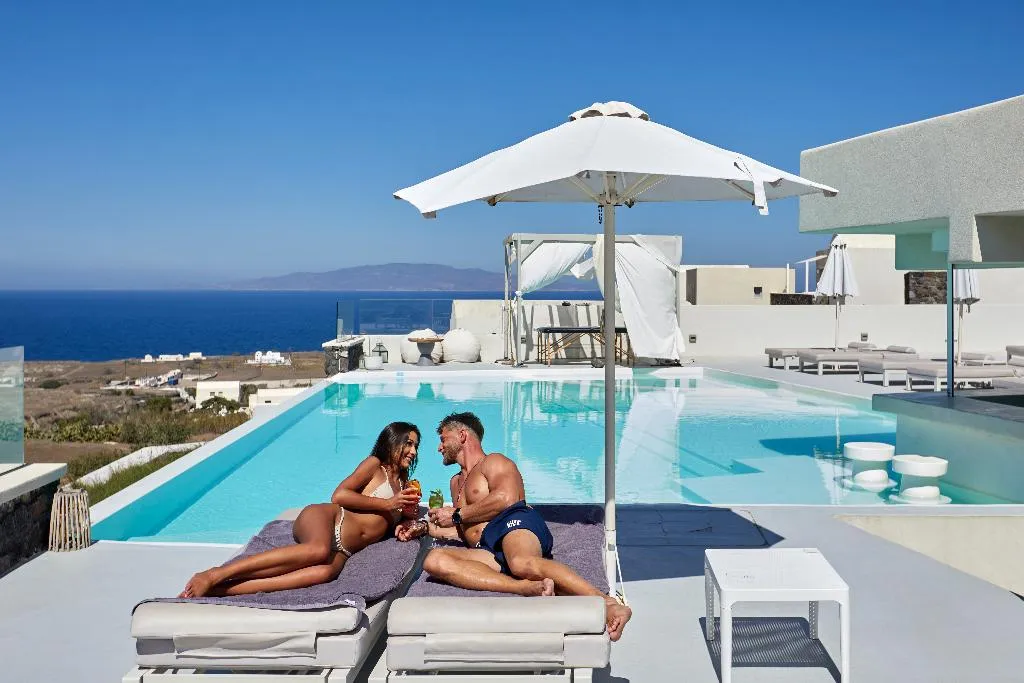 Pool, Adorno Oia, Santorini