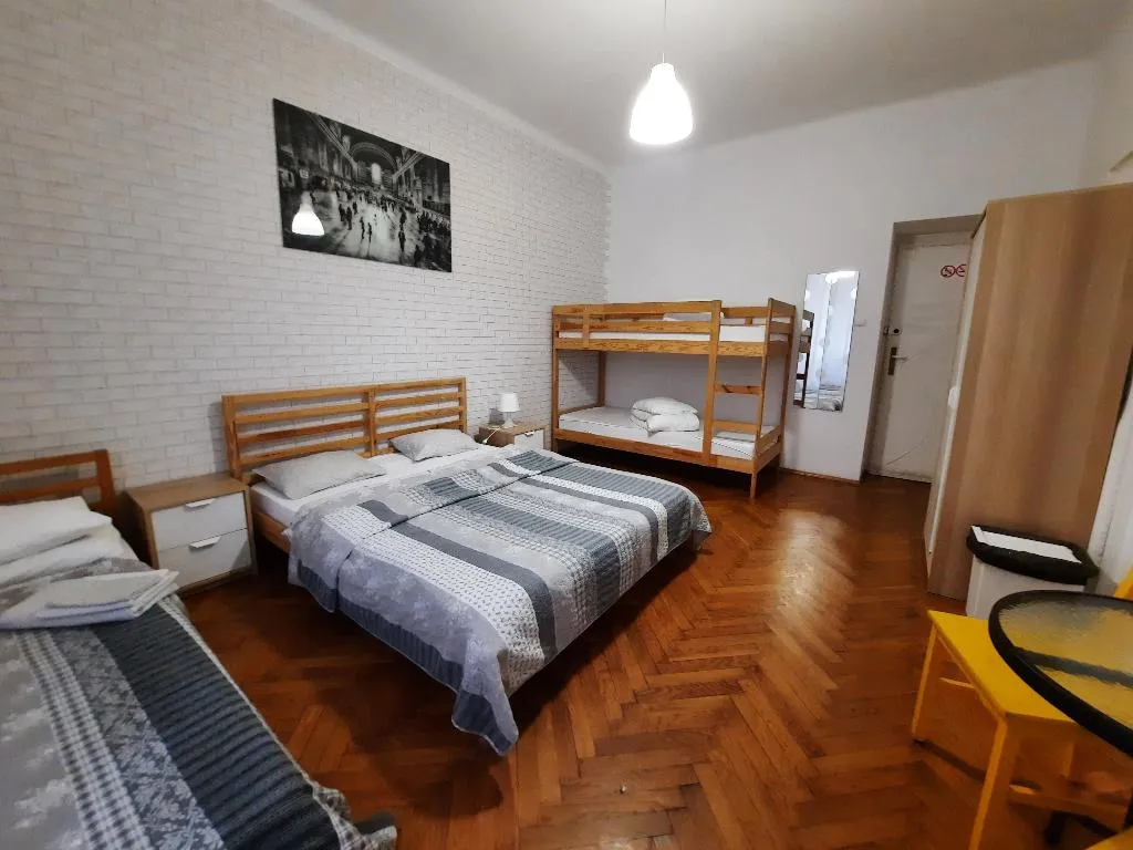 FAMILY ROOM STANDARD Room, Lorf Hostel and Apartments, Krakow