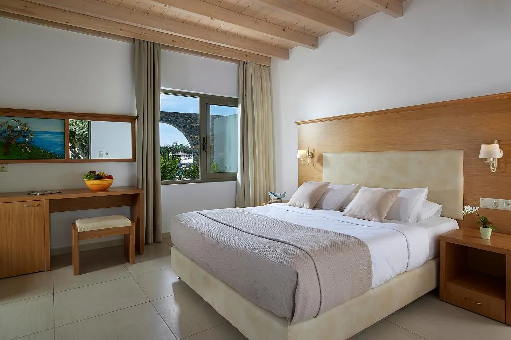 Double or Twin DELUXE GARDEN VIEW Room, Coriva Beach Hotel & Bungalows by chc group, Crete
